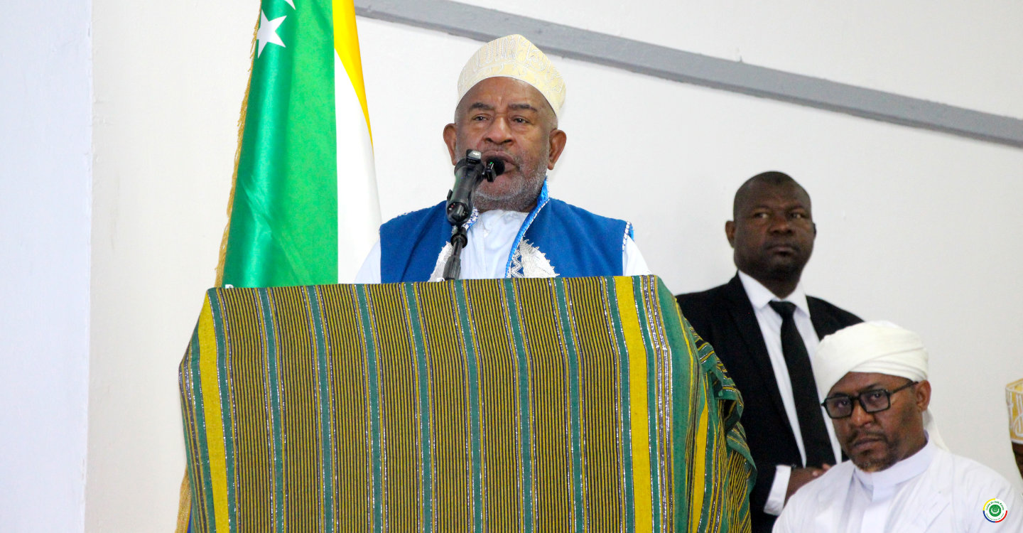 Départ des pèlerins pour le Hadj : le Président AZALI Assoumani appelle à prier pour la paix et la stabilité des Comores